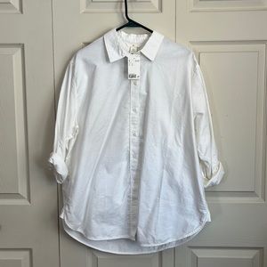 Women’s oxford cotton shirt.